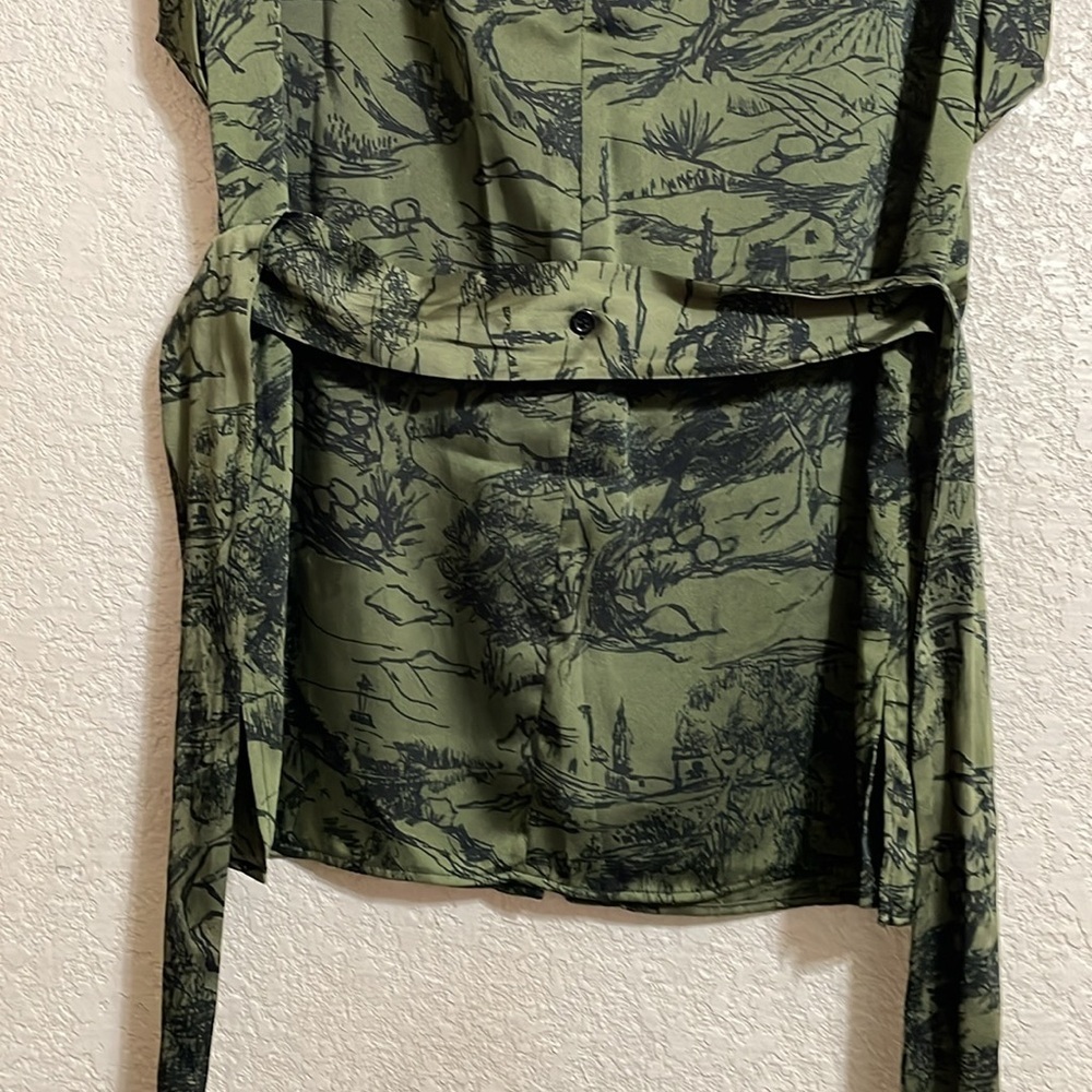 TOPSHOP Woman’s Top - Picture 8 of 9